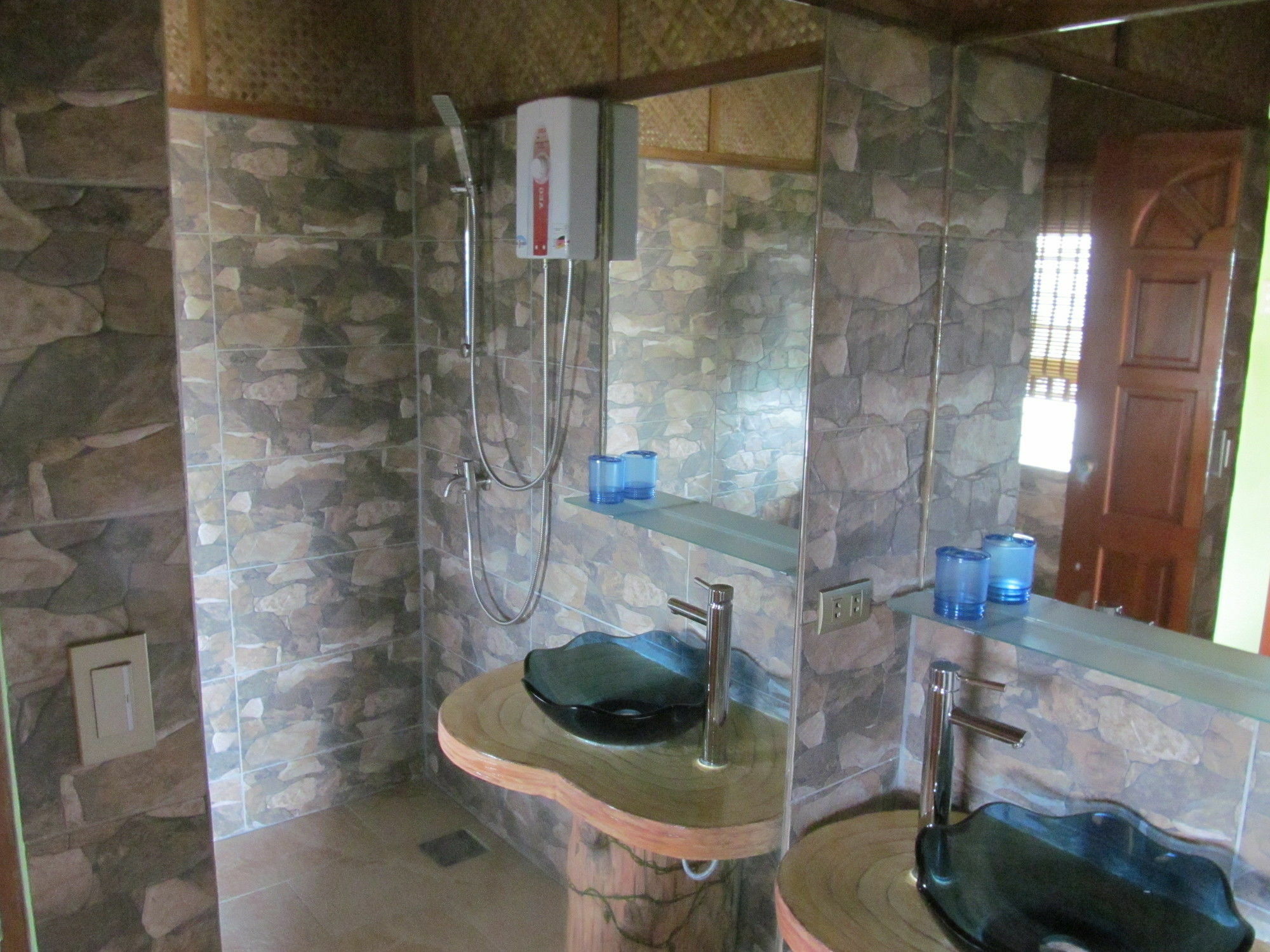 Parrot Paradise Resort Boljoon Екстер'єр фото